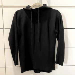 Banana Republic Black Long-Sleeved Hooded Sweater, Size S Petite